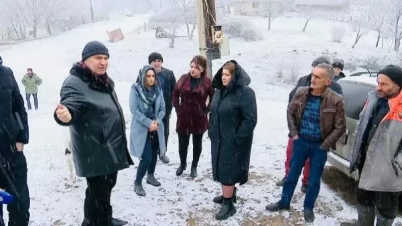 Շուռնուխից վերադառնալիս ականատես եղանք իշխանության բեմադրած հերթական ցածրորակ, էժանագին շոուին. Իվետա Տոնոյան