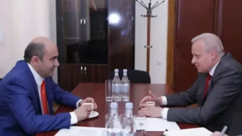 Մարուքյանը դեսպանի հետ քննարկել է հայ ռազմագերիներին վերադարձնելու ՌԴ կողմից գործադրվող ջանքերը