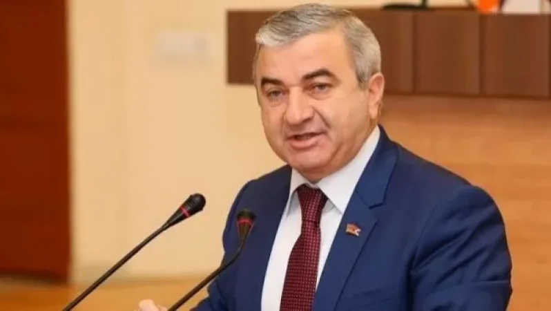 Ինչո՞ւ պետք է սահմանների հաստատումը կատարվի Ադրբեջանի 30 տարի առաջ մերժված տվյալներով