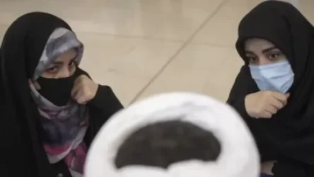 Իրանում գլխաբաց կանանց կհայտնաբերեն և կպատժեն դեմքի ճանաչման համակարգով. նոր խստացումներ. The Guardian