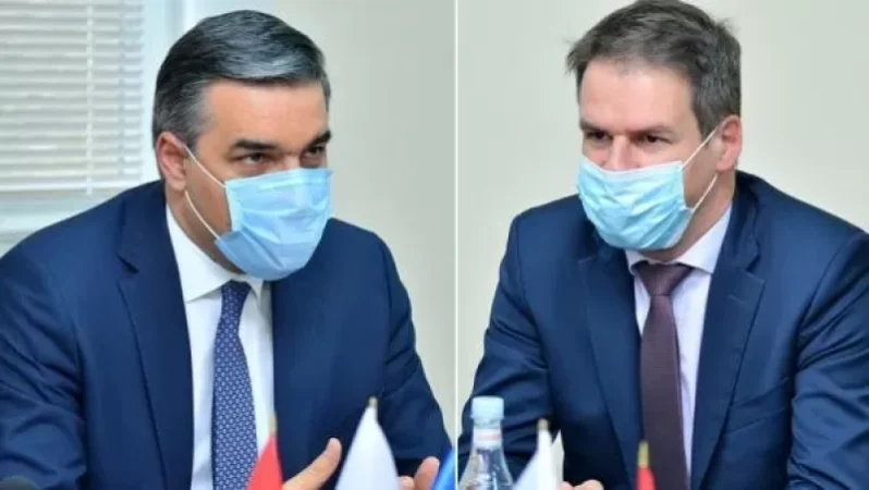 Գերիների անհապաղ վերադարձի հարցը և Ադրբեջանին հետ Հայաստանի սահմանների որոշման գործընթացի խնդիրները ՄԻՊ-ը ներկայացրել է ՀՀ-ում Ֆրանսիայի դեսպանին