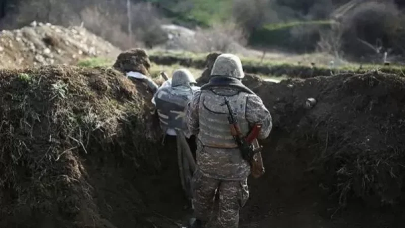 ՀՀ պետական սահմանի հայ-ադրբեջանական շփման գծի ամբողջ երկայնքով շարունակվել է պահպանվել կայուն օպերատիվ իրավիճակ. ՊՆ