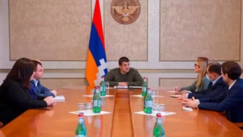 Արայիկ Հարությունյանը հանդիպել է Արցախի Սոցապ նախարար Մանե Թանդիլյանին