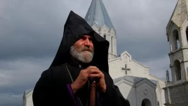 Վստահ եմ՝ Արցախը միշտ կլինի Ձեր հոգում, աղոթքներում ու գործերում, որտեղ էլ որ լինեք. ԱՀ նախագահը՝  Պարգև Արքեպիսկոպոս Մարտիրոսյանին