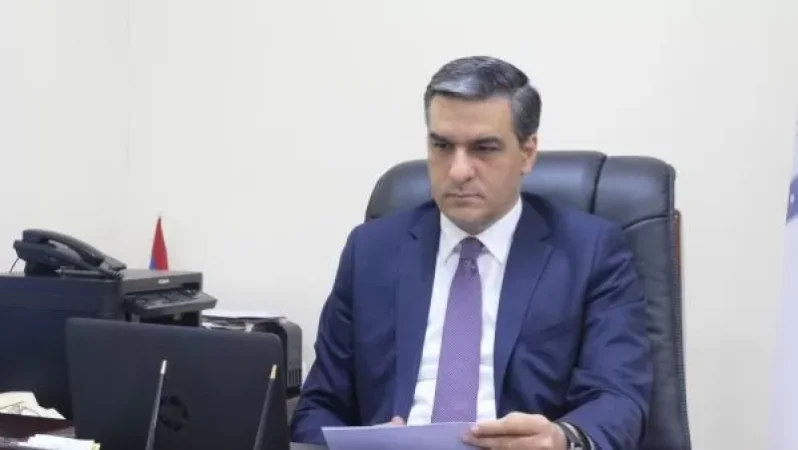 Արման Թաթոյանն այցելել է գերությունից վերադարձածներին