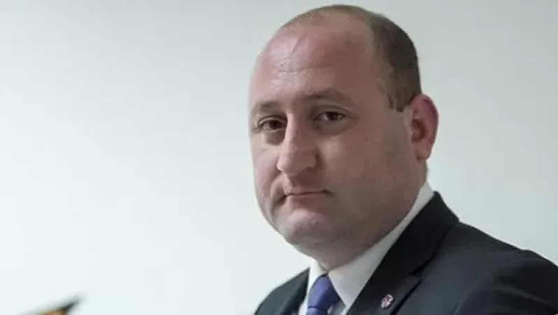 Առաջարկում եմ զանգել աշխարհի տարբեր առաջնորդներին, նրանք մեր խնդրանքը չեն մերժի, Ալիևն էլ չի կարող առաջնորդներին մերժել. միջազգայնագետ