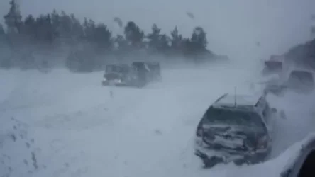 ՀՐԱՏԱՊ. Սյունիքում ուժեղ ձնաբուք է, իրավիճակը սրվելու է ժամը 15։00-16։00-ին. վարորդներ հետ վերադարձեք և սպասեք լրացուցիչ տեղեկությունների