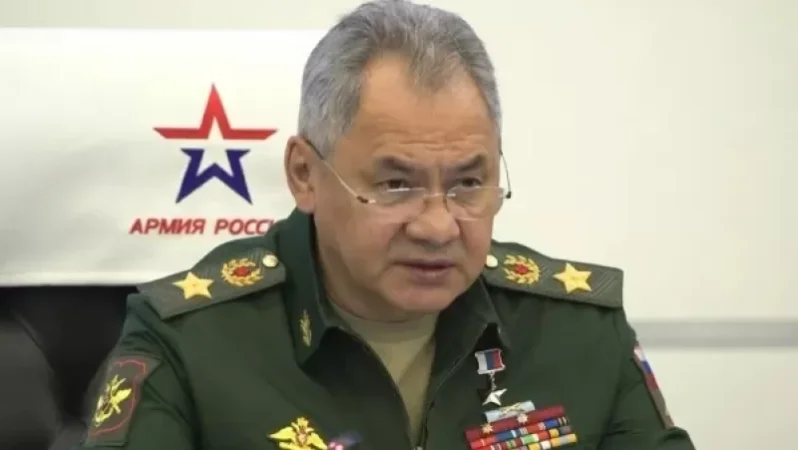 Շոյգուն հեռախոսազրույց է ունեցել Ադրբեջանի ԶՈւ գլխավոր շտաբի ղեկավարի հետ