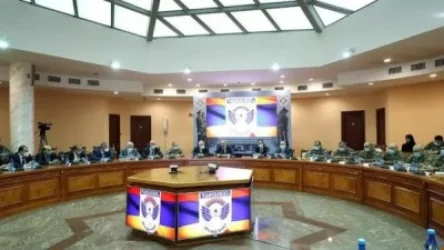 Փաշինյանի խոսքից հետո Օնիկ Գասպարյանը հայհոյել է, դուռը խփել և դուրս եկել. վարչապետի խոսնակը չի մեկնաբանում լրատվամիջոցի «բացահայտումները»