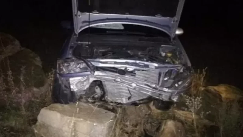 Գյումրի-Բավրա ավտոճանապարհին մեքենան գլորվել է ձորը