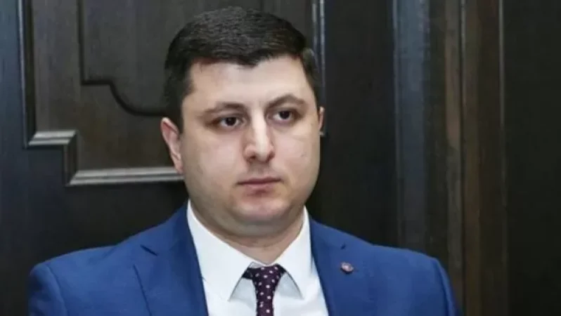 ՀՀ-ում պետական կառույցներն արձագանքում են միայն իրենց ղեկավարին ուղղված քննադատությանը