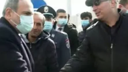 Իրավունք չունե՞մ գլխարկ և ակնոց դնելու. Արտաշատի ոստիկանապետը՝ որպես «ժողովուրդ» Փաշինյանին ողջունելու մասին. «Հրապարակ»