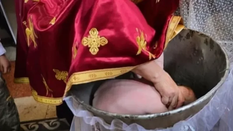 6 շաբաթական երեխան մահացել է մկրտության հետևանքով.The Guardian