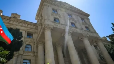 Ադրբեջանի ԱԳՆ-ն դատապարտել է Նենսի Փելոսիի Երեւանյան հայտարարությունները