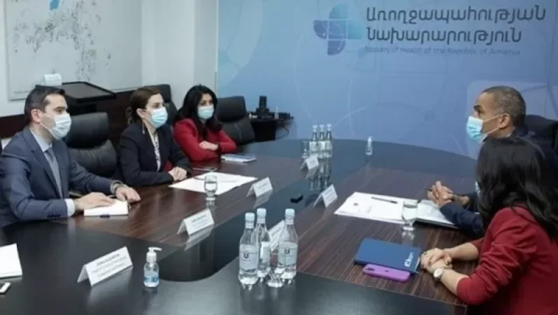 Հայկական կողմը կազմակերպել է հակառակորդի գերիների պատշաճ բուժօգնությունը և վերադարձը