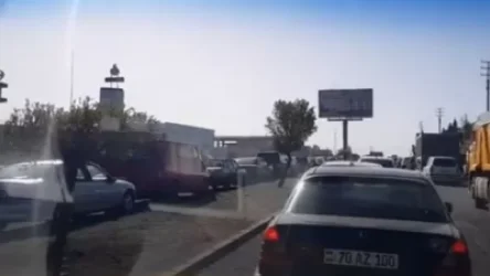 ՏԵՍԱՆՅՈՒԹ․ Ասֆալտը քերվել է, երթևեկության մի ուղղությունը տեղ-տեղ փակվել է ու վերջ․ ահազանգ