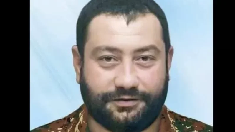 Զենքն ավտոմեքենայից հանելիս ԱԹՍ-ի հարվածից զոհվել է. Արմենը երեք երեխա ունի