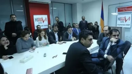 Իմքայլականներից ովքեր են կողմ եղել արտահերթ ընտրություններին. «Հրապարակ»