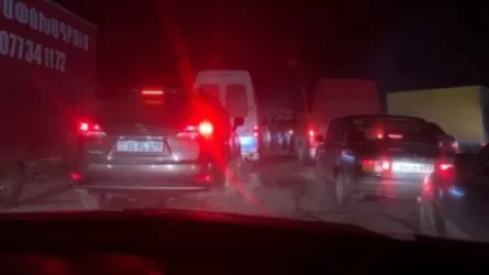 Գյումրիից սկսած` տասնյակ կիլոմետրեր ձգվող մեքենաների խցանումներ են. Վ. Թումասյան