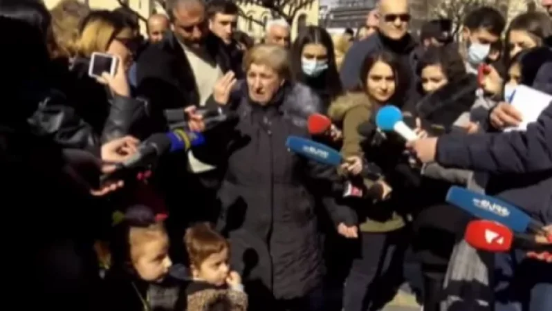 28 տարի պահել եմ, մեծացրել, Նիկոլ, քո նմանների համա՞ր. անհետ կորածի մայր