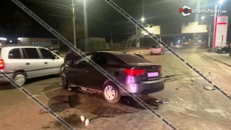Իսակովի պողոտայում բախվել են Nissan-ն ու KIA-ն. վարորդները տեղափոխվել են հիվանդանոց. Shamshyan