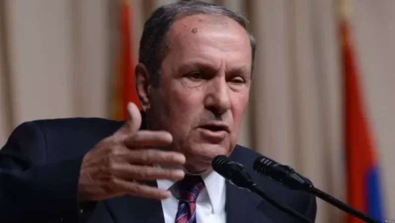 Դա ոչ մեկի քիմքին հաճո չի լինելու. Ինչ է առաջարկում Լևոն Տեր-Պետրոսյանը