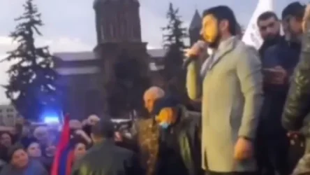 Նախկինները թալանել են բանակը, դրա համար չկարողացանք պաշտպանել Արցախը. Փաշինյանի աջակից