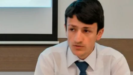 Ալիևն էլ ա 2 քարի արանքում. Էդգար Էլբակյան