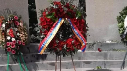 Սերժ Սարգսյանի անունից «Եռաբլուր» զինվորական պանթեոնում ծաղկեպսակ է դրվել