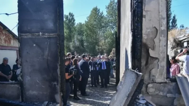 Դեսպաններն այցելել են Սոթք` ծանոթանալու Ադրբեջանի ագրեսիայի հետևանքներին