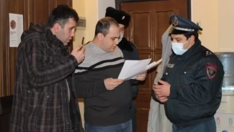 Ոստիկանություն է հրավիրվել Նարեկ Սամսոնյանը