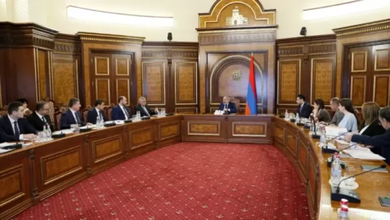 Փաշինյանը կառավարությունում նիստ է անցկացրել․ ինչ են քննարկել