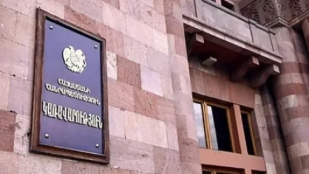 Կա՛մ դառնում ես կուսակցական, կա՛մ սեփական դիմումի համաձայն ազատվում ես աշխատանքից. «Փաստ»