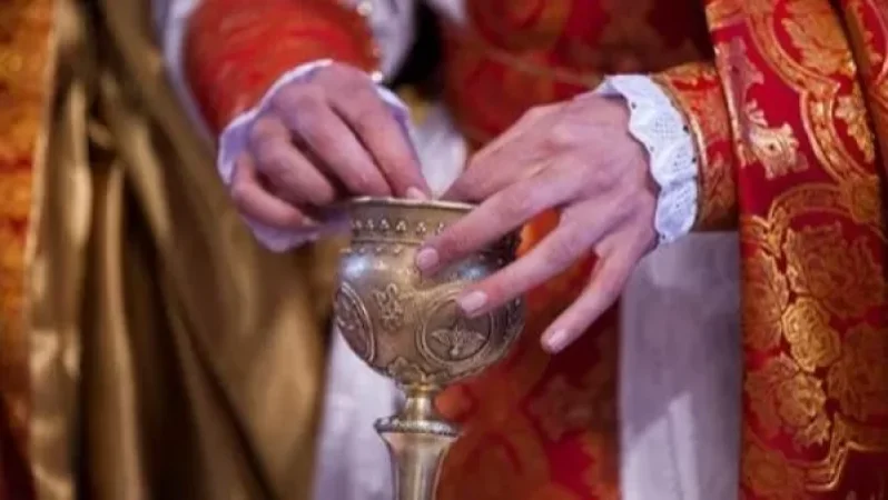 Ապրիլի 24-ին բոլոր եկեղեցիներում դռնփակ կմատուցվի Սուրբ պատարագ