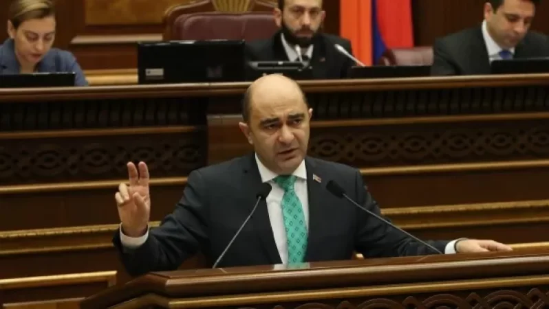 Չփորձե՛ք ձեր անորոշ պահանջները գցել խորհրդարանական ընդդիմության գրպանը. Մարուքյանը՝ արտախորհրդարանական ուժերին