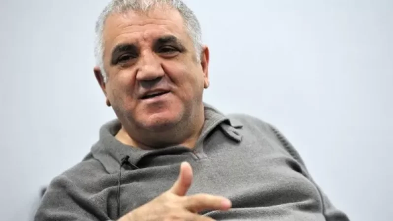 Փաշինյանը ոստիկանության 5 ղեկավարներից վերջնագրով պահանջել է պատժել Սաղաթելյանին ու ցուցարարներին. Արամ Գաբրիելյանով