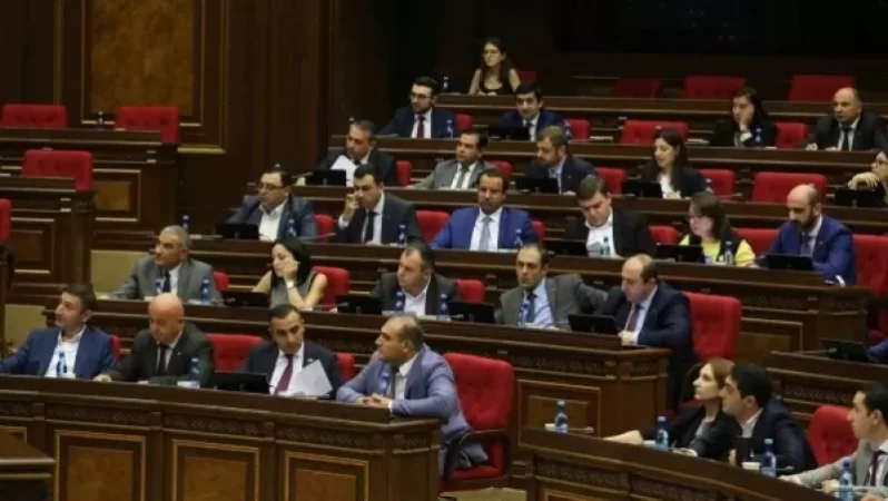 «Իմ քայլը» խմբակցությունը շտապ նիստ է հրավիրել. factor. am