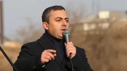 Տեղեկություններ կան, որ մի քանի հոգի փորձում են ԳՇ պետի եւ զինվորականների վրա ճնշում գործադրել. Իշխան Սաղաթելյան