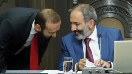 Արարատ Միրզոյանն անհետացել է. ինչու երթի օրը Փաշինյանի կողքին չէր. «Ժողովուրդ»