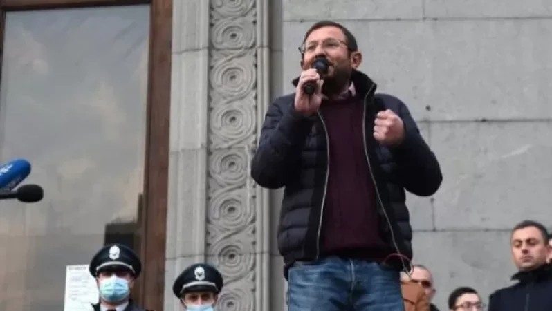 Մենք հո գիտե՞նք, որ Նիկոլ Փաշինյանը սպառնալիքներով է գնացել Արմեն Սարգսյանի տուն. Գեղամ Մանուկյան