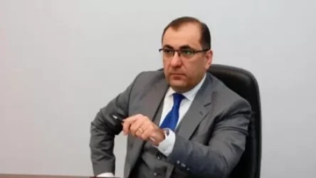 Արա Սաղաթելյանն այսուհետ կարող է հանդիպել կնոջ ու երեխայի հետ. արգելանքը հանվել է