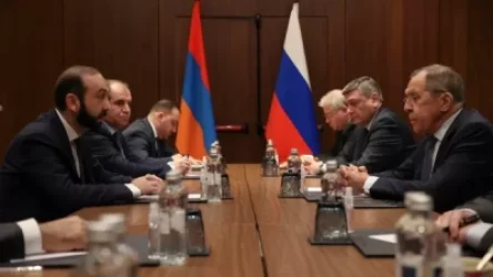 Մենք ցանկանում ենք զգալ Ռուսաստանի թիկունքը. Միրզոյանը` Լավրովին