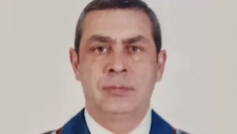 Ոստիկանության գնդապետ Արթուր Խառատյանը սատարում է ԳՇ-ին և պահանջում Փաշինյանի հրաժարականը