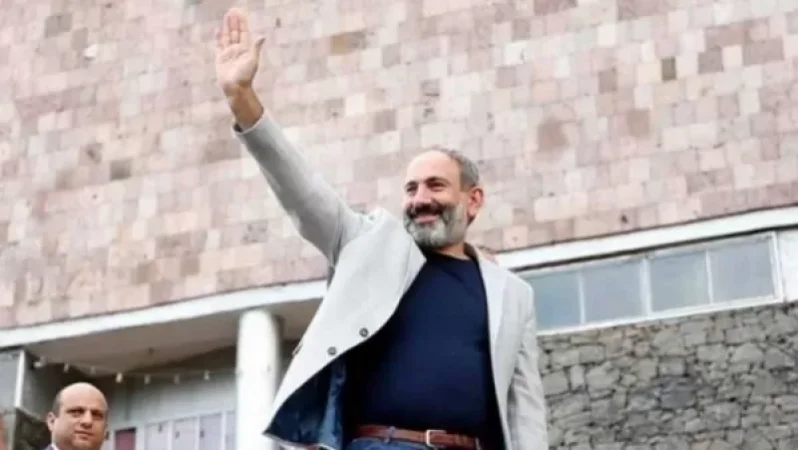 Փաշինյանը խոստացել է հրաժարական տալ մարտի 9-ին կամ 10-ին. «Փաստ»