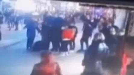 ՏԵՍԱՆՅՈՒԹ. Թուրք լրագրողին ծեծել են հենց հեռուստաընկերության դիմաց