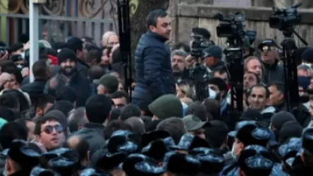 Իշխան Սաղաթելյանը Նիկոլ Փաշինյանին մինչև վաղը ժամը 12-ը ժամանակ տվեց