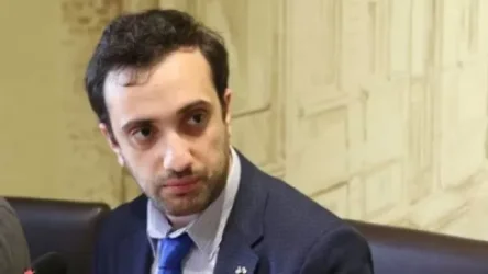 Ծեծկռտուք ֆեյքերի ՊՈԱԿ-ում՝ Դանիել Իոաննիսյանի մասնակցությամբ. Փաստինֆո