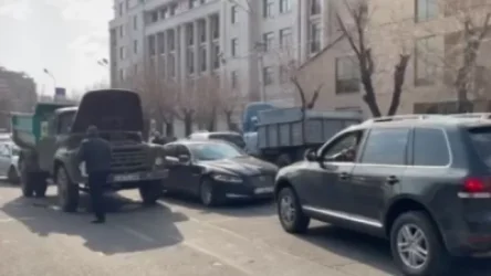 ՏԵՍԱՆՅՈՒԹ.  Ակցիայի մասնակիցները փակեցին Պռոշյան փողոցը