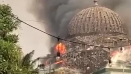 ՏԵՍԱՆՅՈՒԹ. Ինդոնեզիայի մայրաքաղաքում հրդեհ է Մեծ մզկիթը