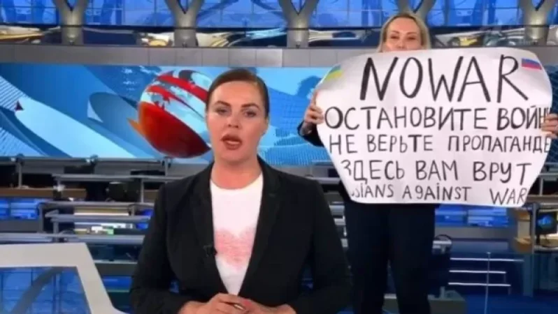 ՌԴ-ում հեռակա կալանավորվել է Առաջին ալիքի նախկին խմբագիր Մարինս Օվսյաննիկովան
